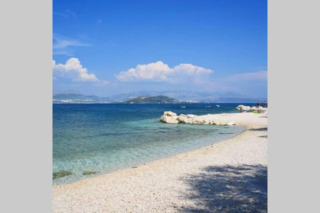 Apartman Seaesta Pool And *